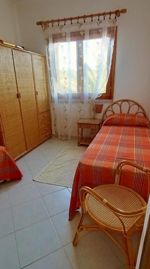 Tanca Della Torre Trilocale Vista Mare Appartement Isola Rossa Buitenkant foto