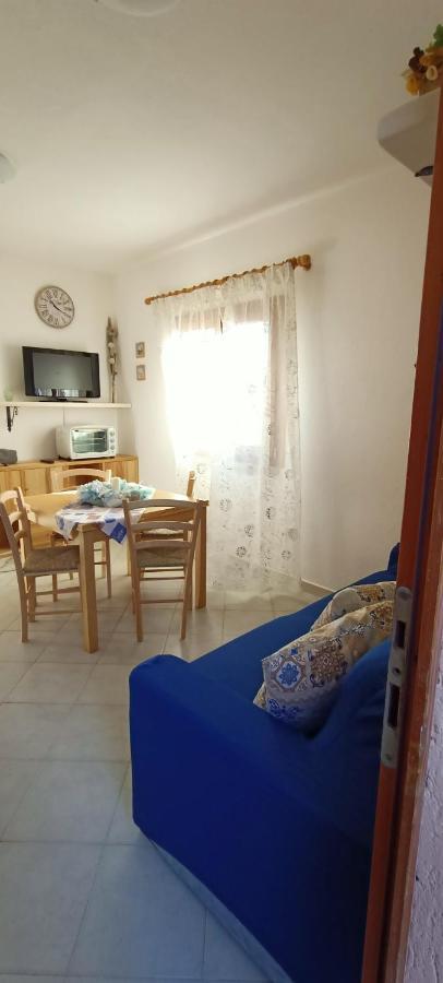 Tanca Della Torre Trilocale Vista Mare Appartement Isola Rossa Buitenkant foto